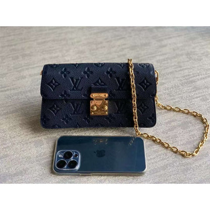 Louis Vuitton Metis Hand Bag BG030516