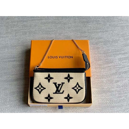 Louis Vuitton Mini Pochette Bag BG02856