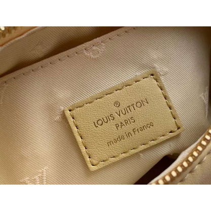 Louis Vuitton Moon Bag BG02862