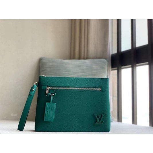 Louis Vuitton Pochette Ipad Bag BG02858