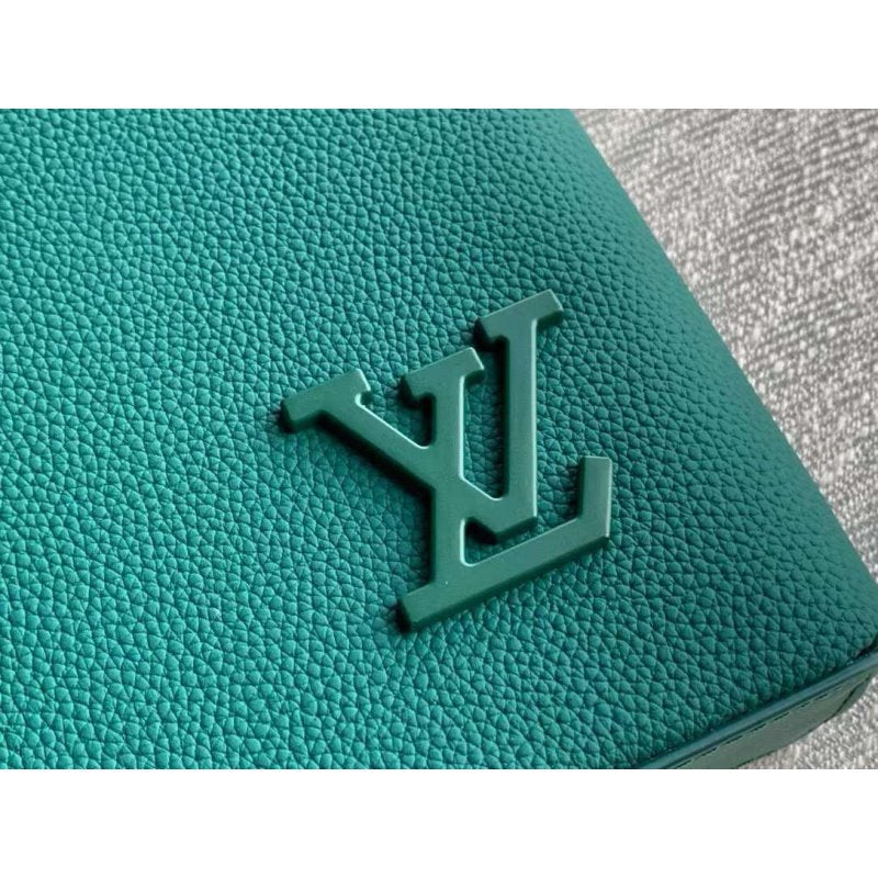 Louis Vuitton Pochette Ipad Bag BG02858