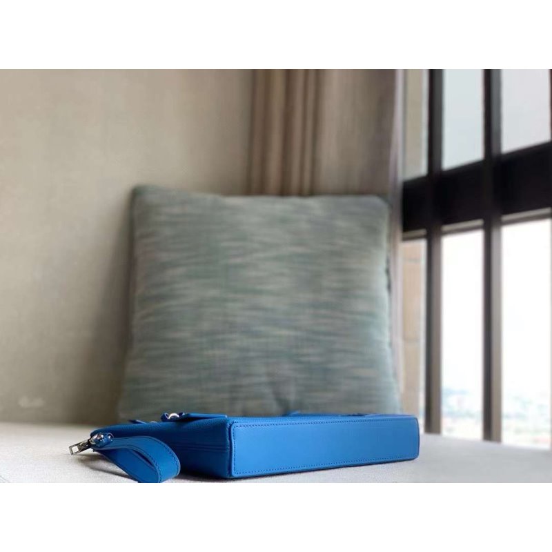 Louis Vuitton Pochette Ipad Bag BG02860
