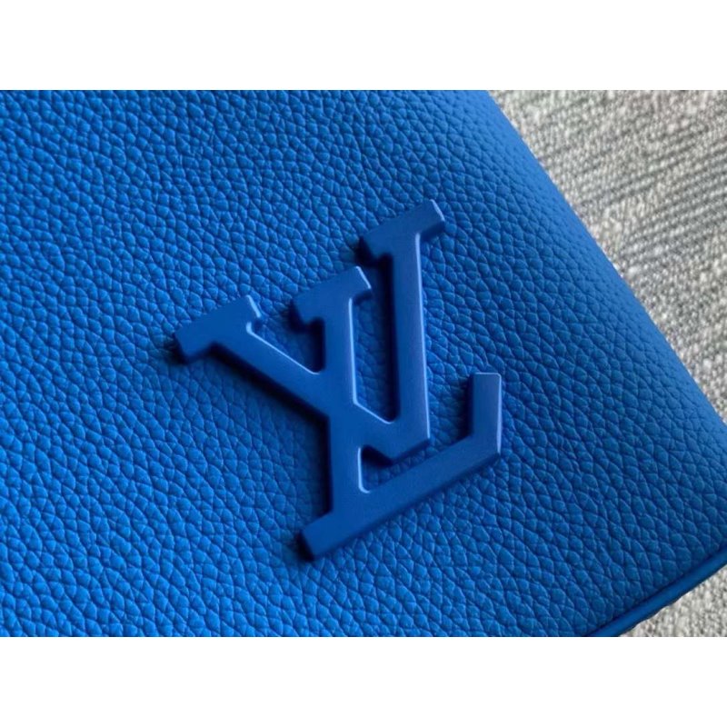 Louis Vuitton Pochette Ipad Bag BG02860