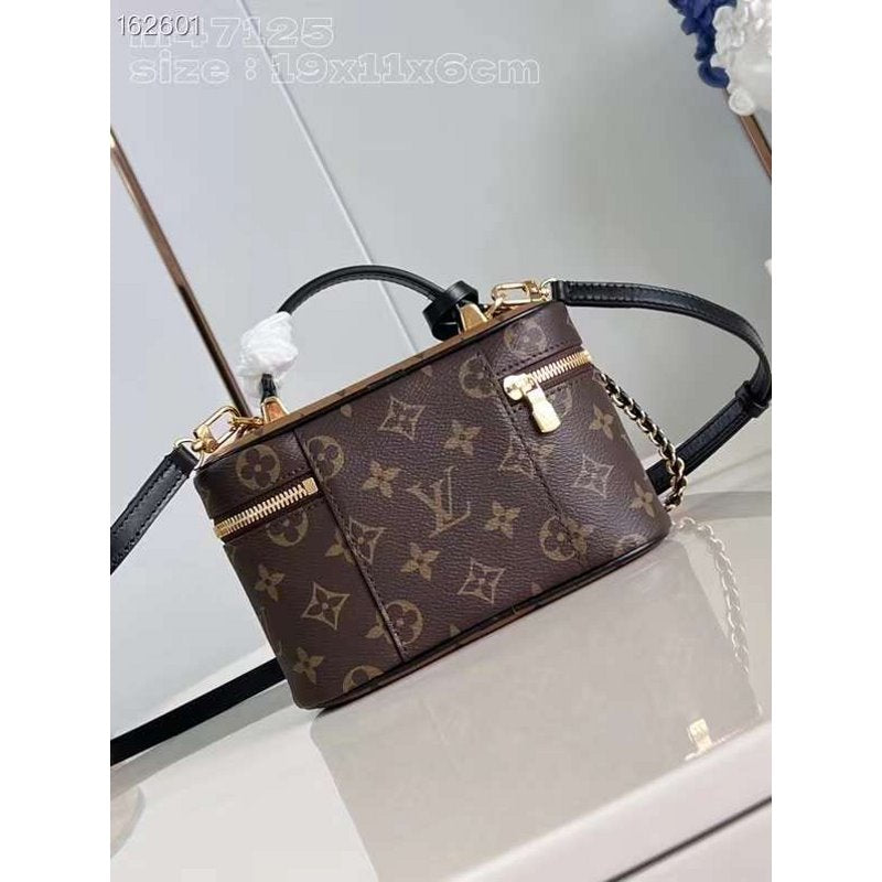 Louis Vuitton Pouch Bag BG02894