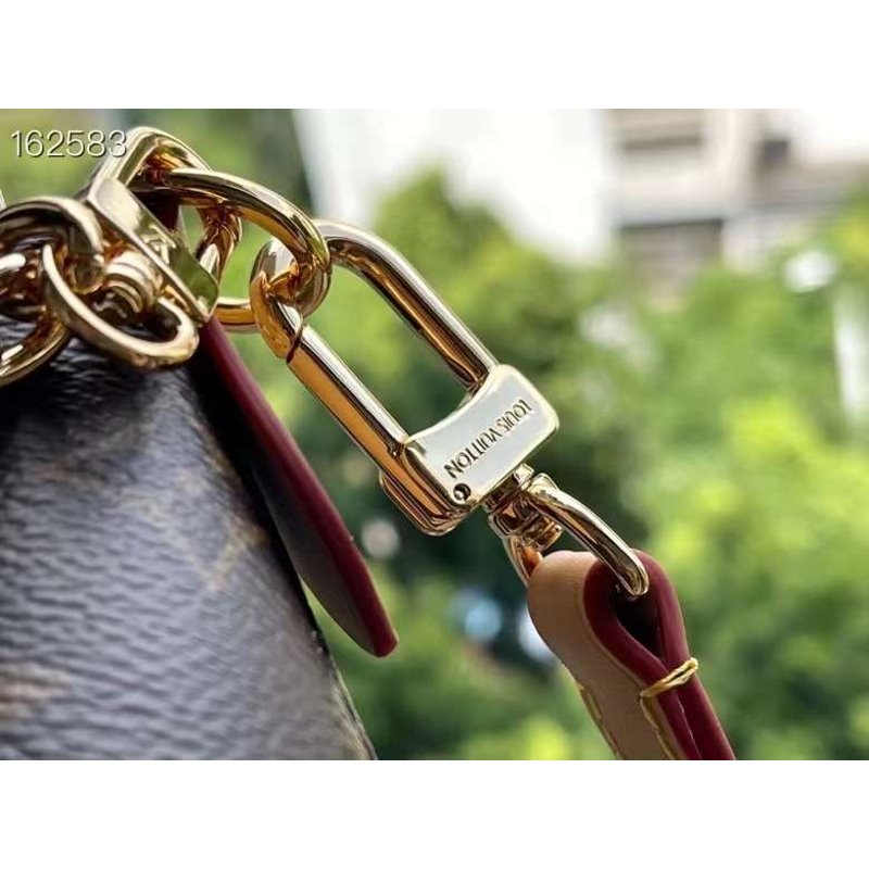 Louis Vuitton Shoulder Bag BG02887