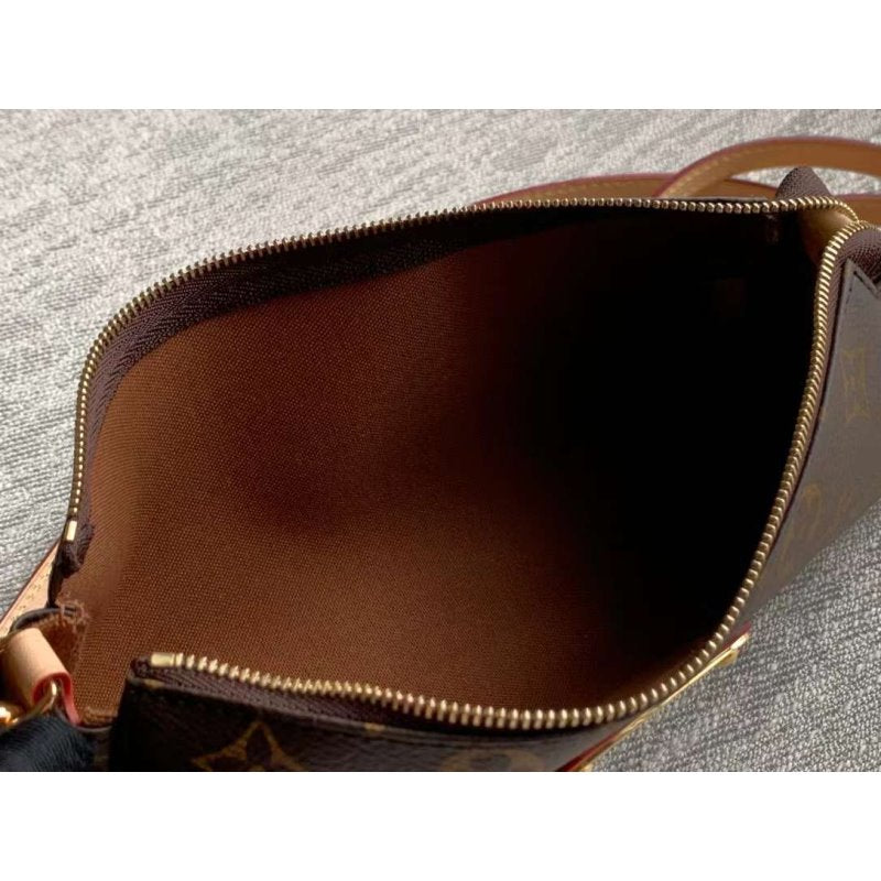 Louis Vuitton Slim Trunk Hand Bag BG030519
