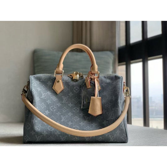 Louis Vuitton Speedy Soft Top Handle Bag BG0525085