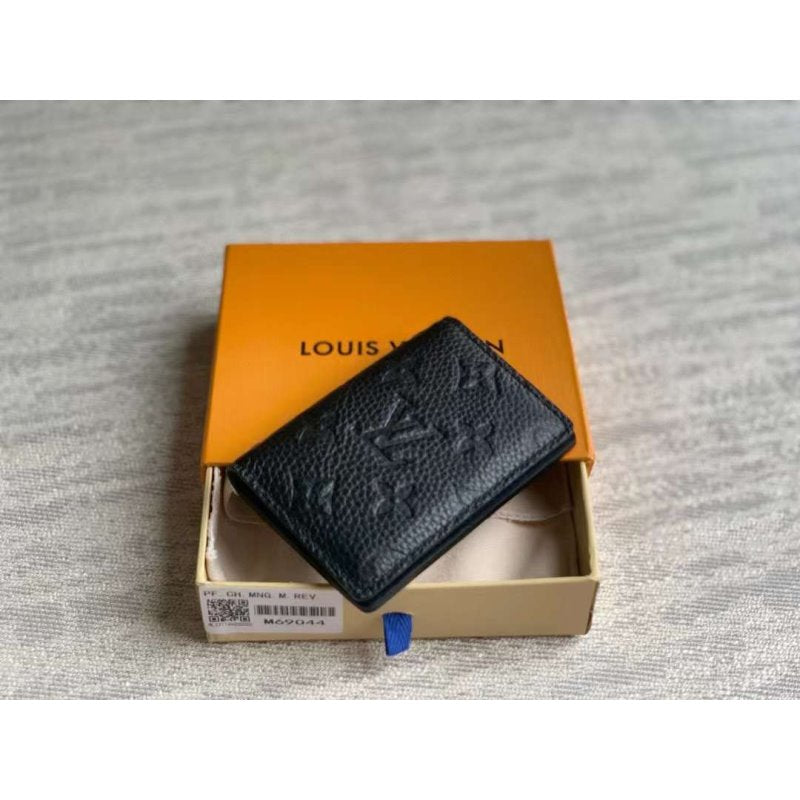 Louis Vuitton Taurillon Wallet BG02823