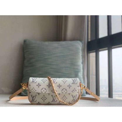 Louis Vuitton WOC Mini Bag BG02842