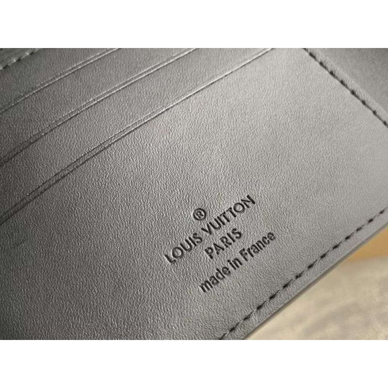 Louis Vuitton Wallet BG02829