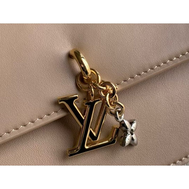 Louis Vuitton Wallet On Chain Bag BG0525087