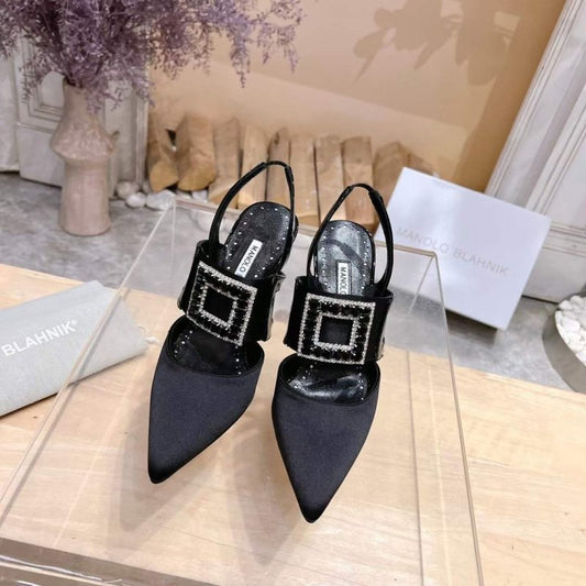 Manolo Blahnik Diamond Buckle Sandals SH010464