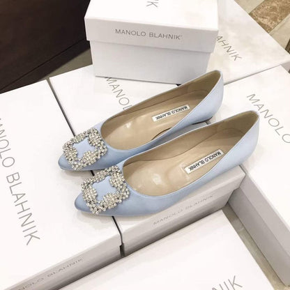 Manolo Blahnik Diamond Buckle Shoes SH010492