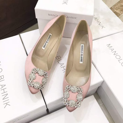 Manolo Blahnik Diamond Buckle Shoes SH010495