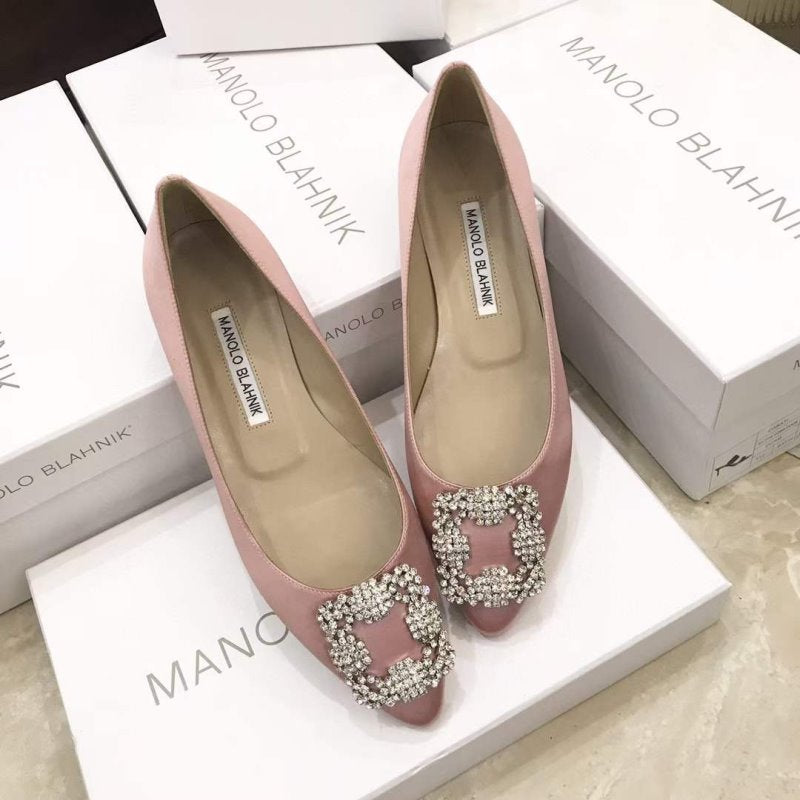 Manolo Blahnik Diamond Buckle Shoes SH010496