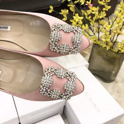 Manolo Blahnik Diamond Buckle Shoes SH010496