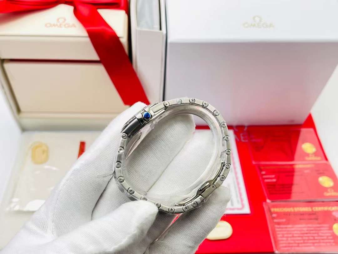 Omega Constellation  Classic Series Wrist Watch WAT02077