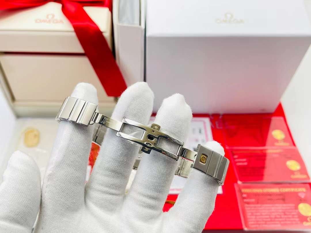 Omega Constellation  Classic Series Wrist Watch WAT02077