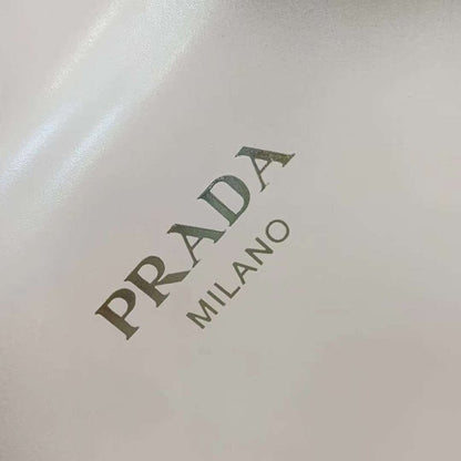 Prada Hand Bag BG02689