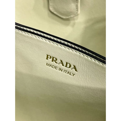 Prada Hang Bag BG0525064