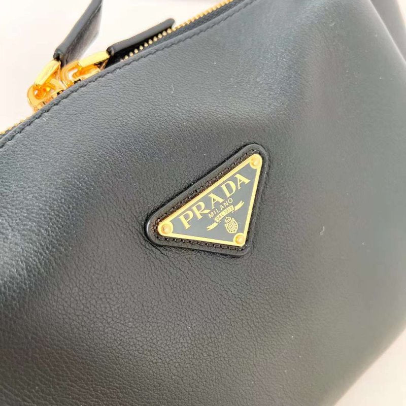 Prada Hobo Bag BG02899