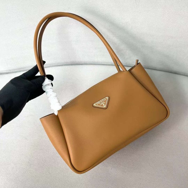 Prada Hobo Bag BG02900