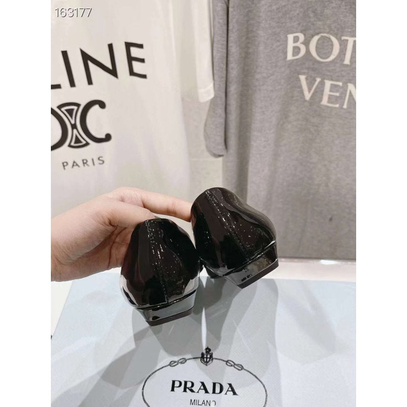 Prada Mary Jane Pointed Shoes SH010542