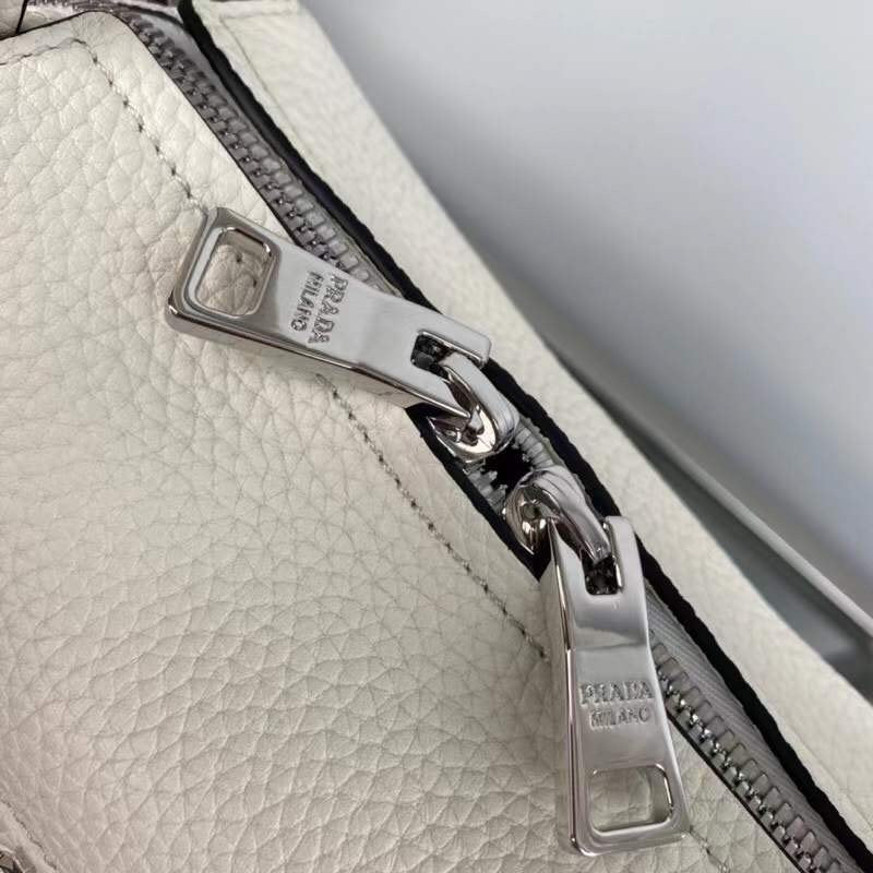 Prada Shoulder Bag BG02731