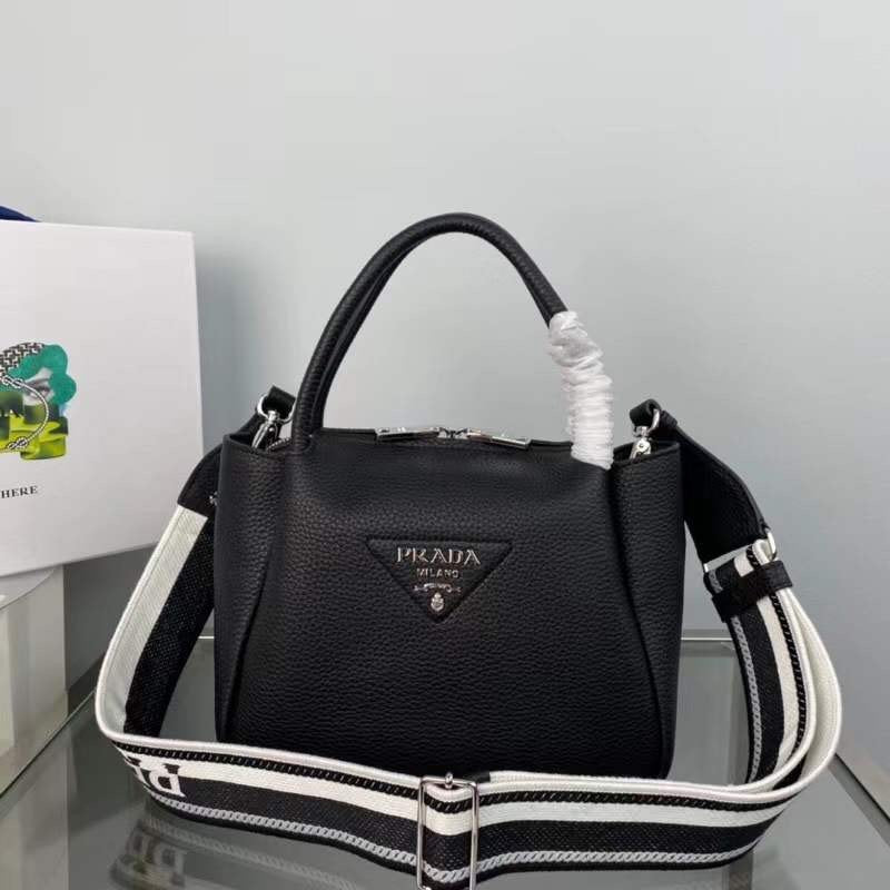 Prada Shoulder Bag BG02732