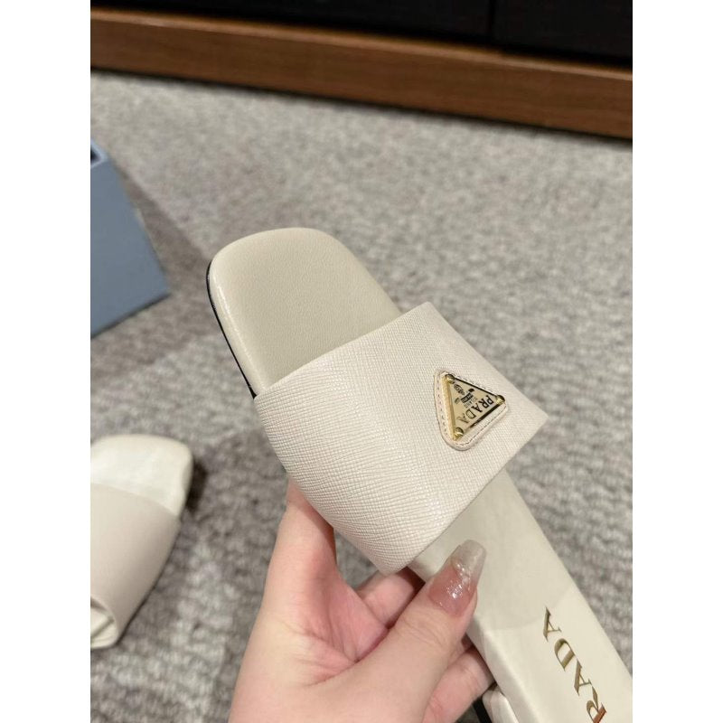 Prada Summer Slippers SH011123