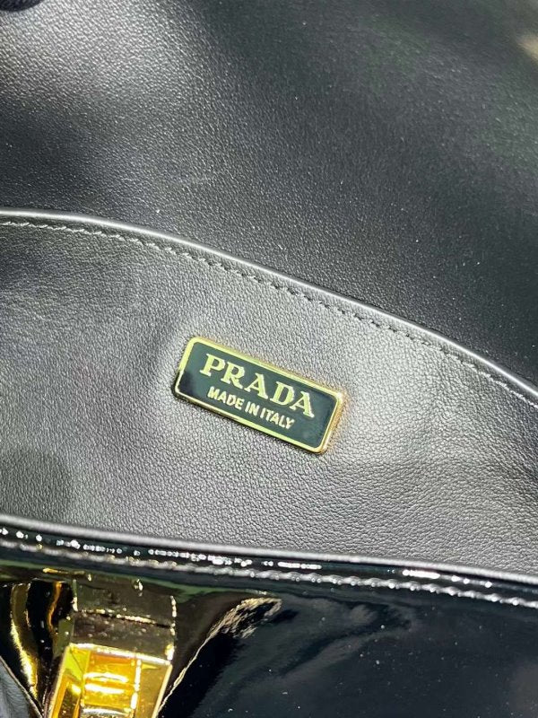 Prada Underarm Bag BG02724