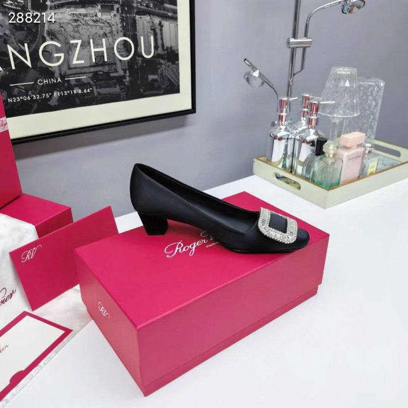 Roger Vivier Ballet Shoes SH2505087
