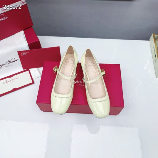 Roger Vivier Ballet Shoes SH2505105