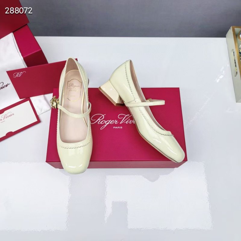 Roger Vivier Ballet Shoes SH2505105