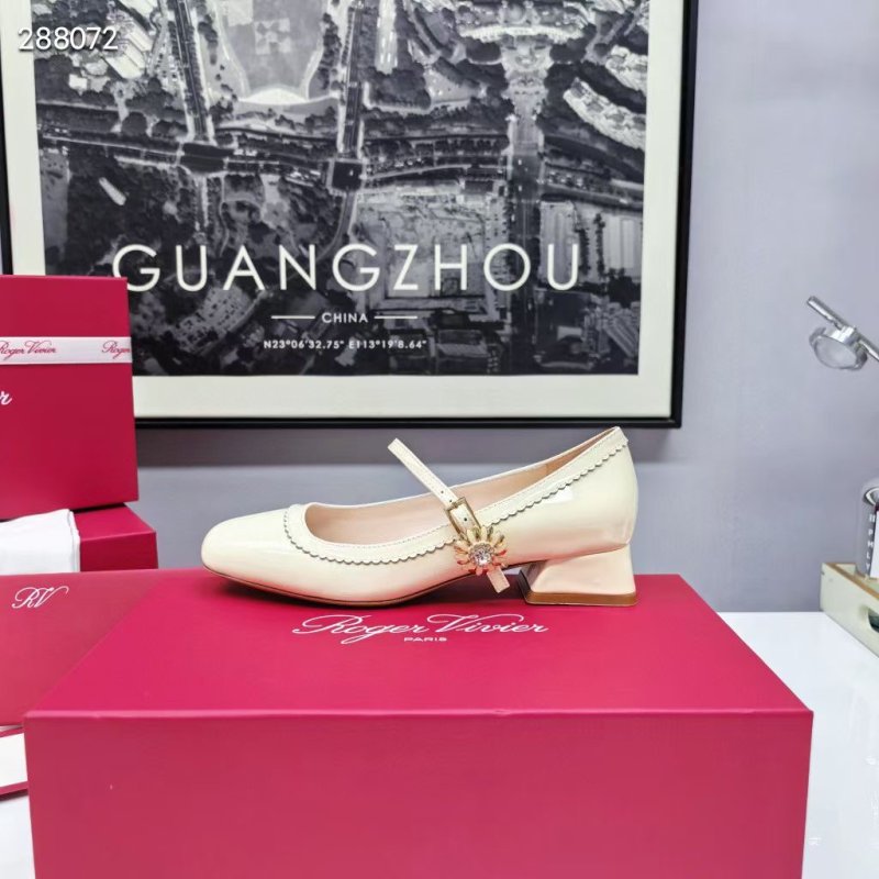 Roger Vivier Ballet Shoes SH2505105
