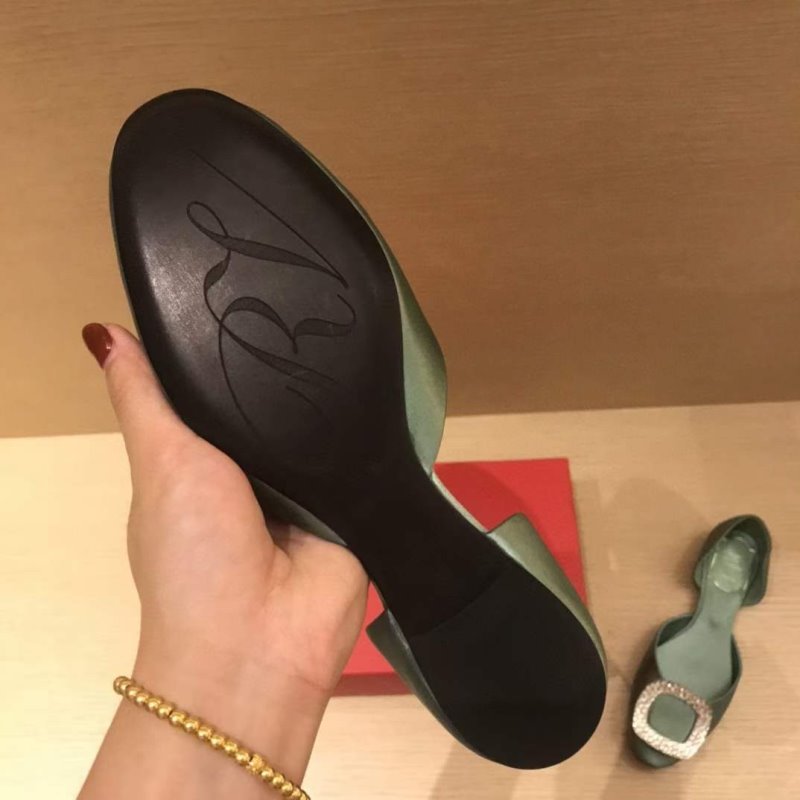 Roger Vivier Flat Shoes SH010574