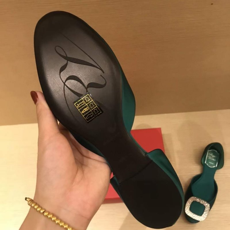 Roger Vivier Flat Shoes SH010581