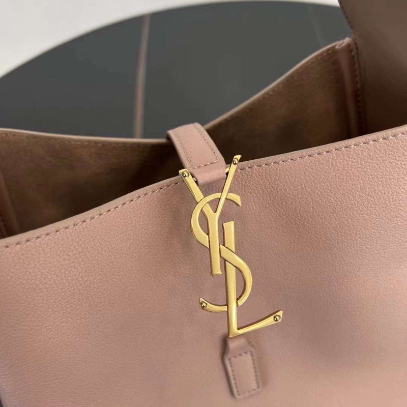 Saint Laurent Cassandre Stray Bag BG03045