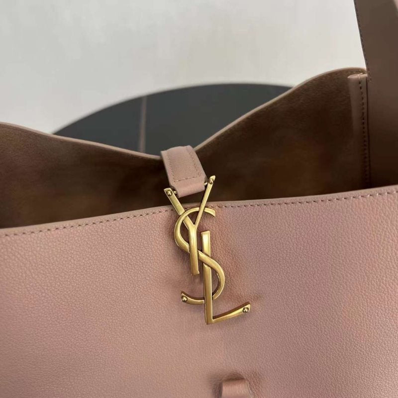 Saint Laurent Cassandre Stray Bag BG03048