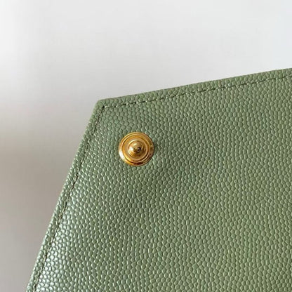 Saint Laurent Envelope Bag BG0525277