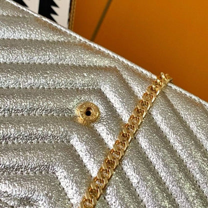 Saint Laurent Envelope Bag BG0525278