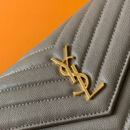 Saint Laurent Envelope Bag BG0525279