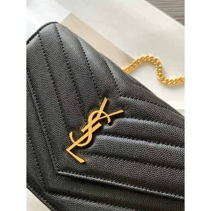 Saint Laurent Envelope Bag BG0525281