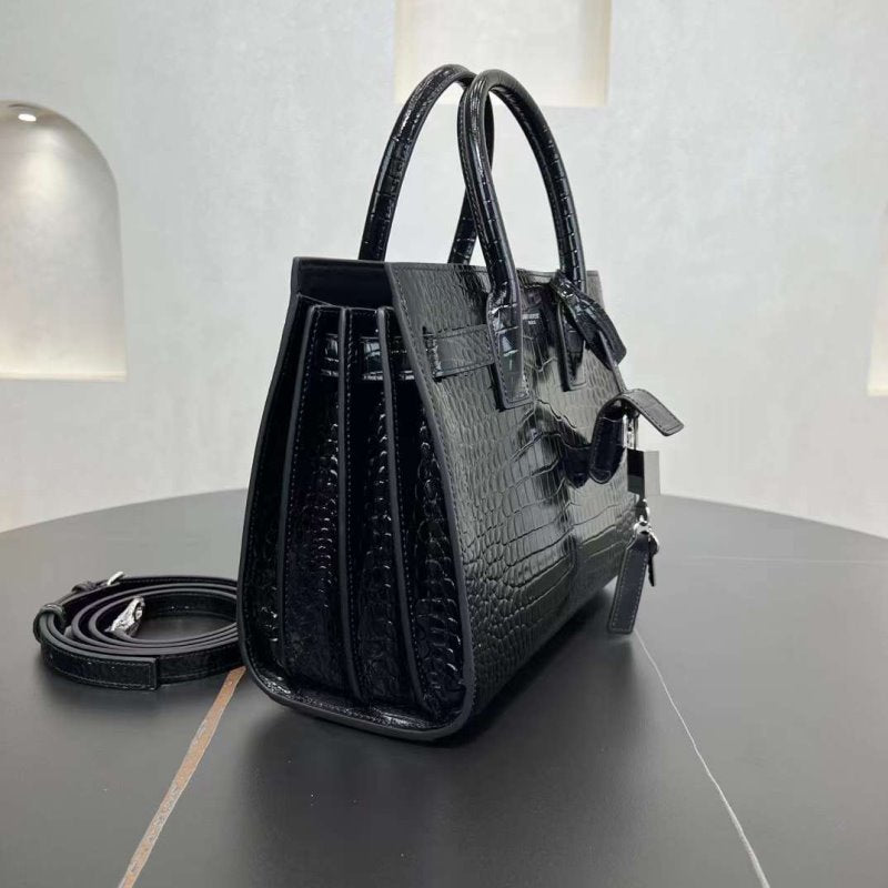 Saint Laurent Tote Hand Bag BG03061