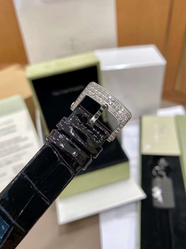 Van Cleef and Arpels Feerie Wrist Watch JWLH0161