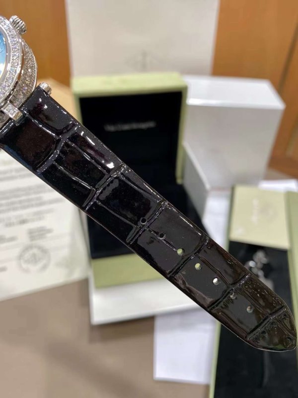 Van Cleef and Arpels Feerie Wrist Watch JWLH0161