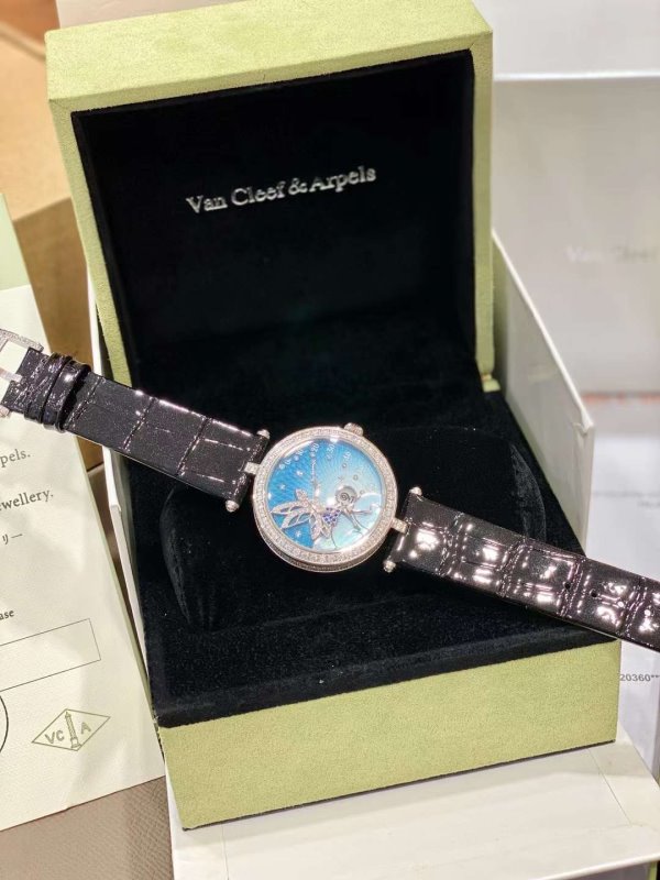 Van Cleef and Arpels Feerie Wrist Watch JWLH0161