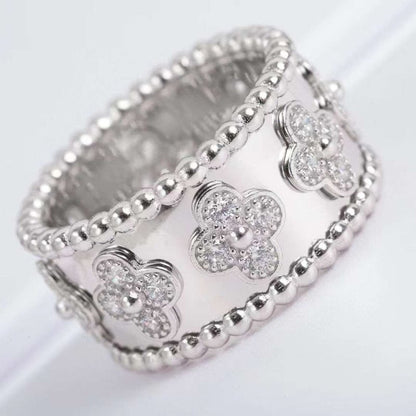 Van Cleef and Arpels Four Leaf Lucky Ring JWLH0123