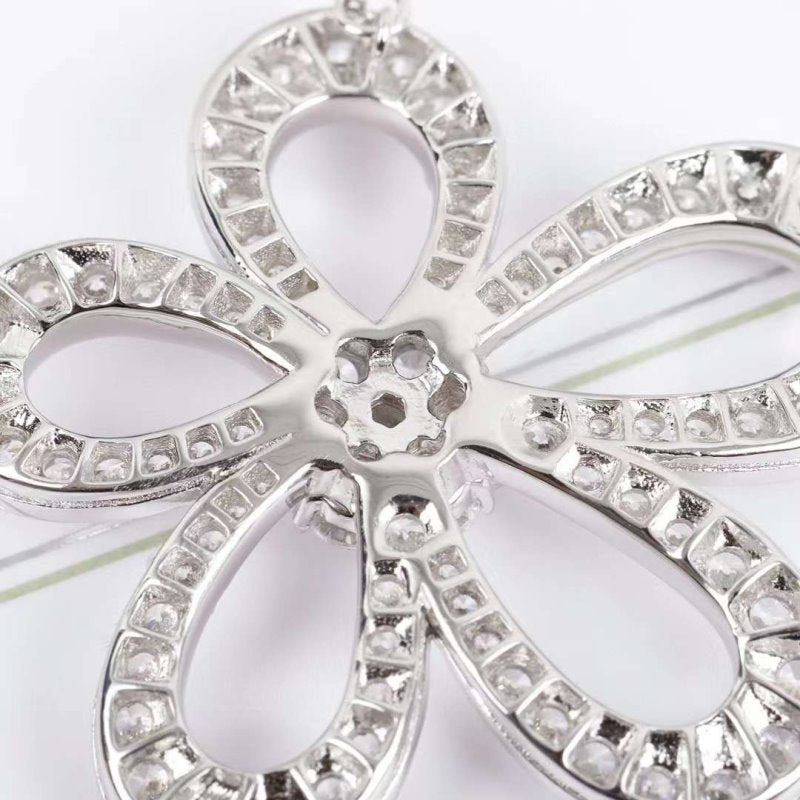Van Cleef and Arpels Large Flower Necklace JWLH0122