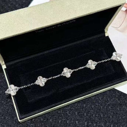 Van Cleef and Arpels Lucky Five Flower Bracelet JWLH0168